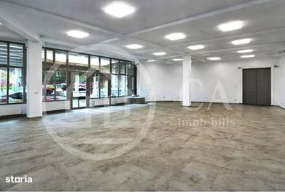 Spațiu comercial, de 118 mp, în Cantemir - 3