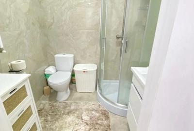 Garsonieră decomandată în Apărătorii Patriei