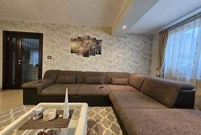 Casa individuala cu 5 Camere 3 Bai si Curte in Cristian - 2