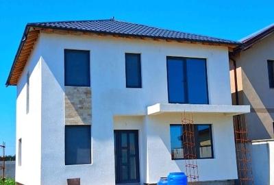 Casă individuală cu 5 camere cu Teren 256 Mp în Cumpăna - 1