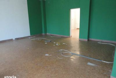 Spațiu comercial, de 146 mp, în Intim - 13