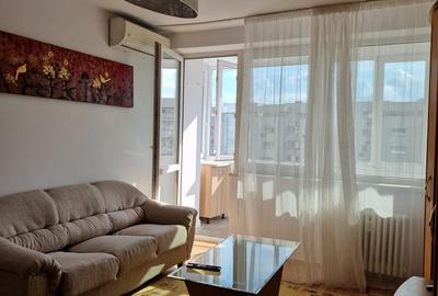 Apartament cu 2 camere semidecomandat, mobilat în P-ța Muncii - 15
