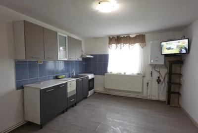 Casă cu 4 camere cu Canalizare în Ștefăneștii de Jos - 8