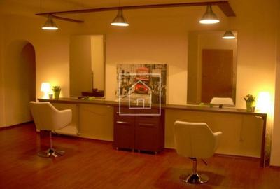 Spațiu comercial, de 81 mp, în Central