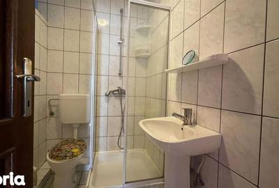 Casă cu 4 camere cu Teren 370 Mp în Central - 8
