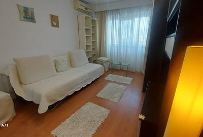 Panduri- garsoniera cocheta la cinci minute de metrou!! - 2