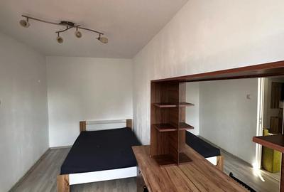 Apartament cu 2 camere semidecomandat în Șagului