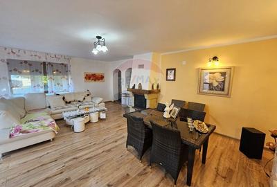 Casă cu 7 camere cu Teren 1134 Mp în Tarcău - 7