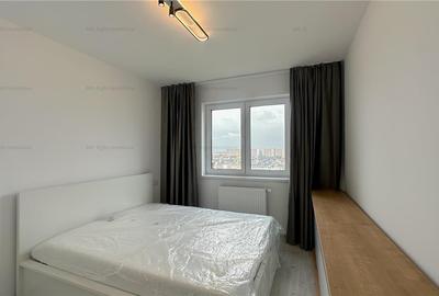Apartament cu 3 camere decomandat, mobilat în Tractorul - 4