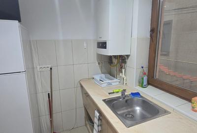 Delfinariu - ap. 2 camere, decomandat, complet mobilat - utilat, parter inalt - 10