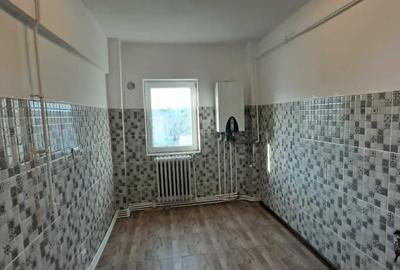 Apartament cu 2 camere decomandat în Central - 2