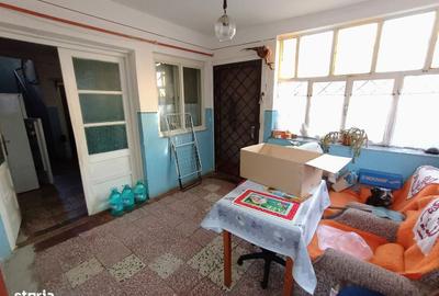 Casă cu 4 camere în Central - 11