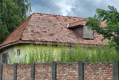 Casă cu 4 camere cu Teren 709 Mp în Central - 3