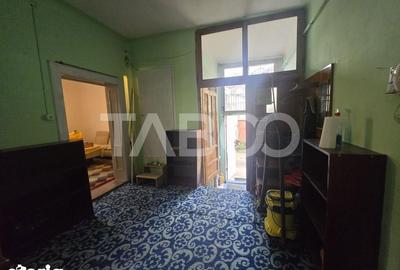 Casă cu 4 camere cu Teren 110 Mp în Est