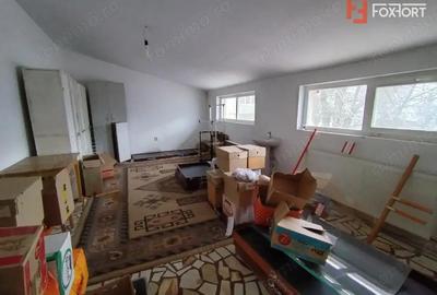 Spațiu comercial, de 280 mp, în Girocului