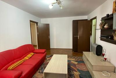 Apartament cu 2 camere decomandat în Craiovița Nouă