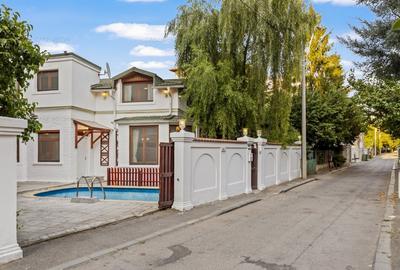 Casă individuală cu 7 camere cu Teren 50 Mp în Șoseaua Nordului - 4