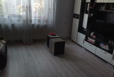 Casă cu 4 camere în Dâmbău - 2