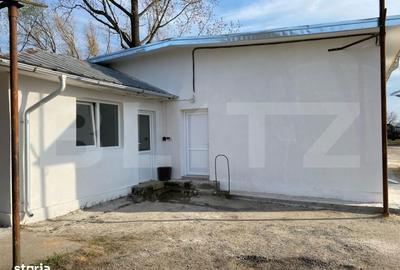 Spațiu comercial, de 700 mp, în Central - 3