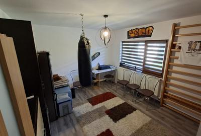 Casă individuală cu 6 camere cu Canalizare în Eforie Nord - 25