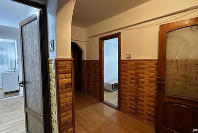 Apartament cu 3 camere decomandat în Central - 8