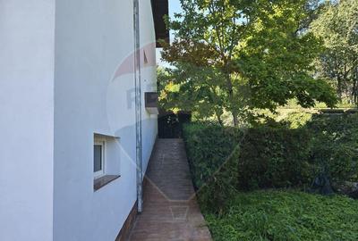 Casa / Vila cu 4 camere de vanzare - 6