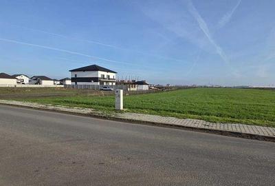 Teren de 8540 mp, în Dragomirești-Vale