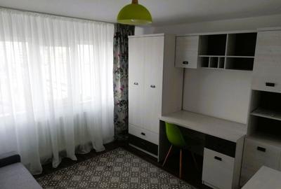 Apartament cu 2 camere semidecomandat, mobilat în Mărăști