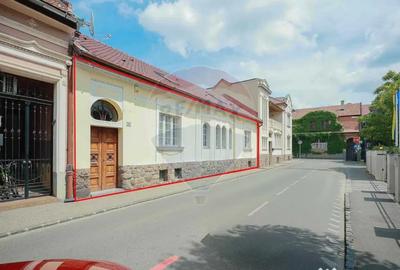 Casă cu 4 camere cu Teren 331 Mp în Central - 13