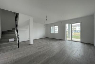 Duplex cu 4 camere cu Canalizare în Giroc - 1