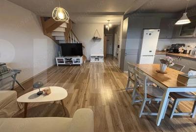 Casă cu 5 camere cu Teren 350 Mp în Moșnița Nouă