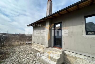 Casă cu 4 camere cu Teren 560 Mp în Girov - 5