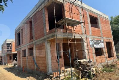 De vanzare duplex 4 camere, inca in stadiu de constructie