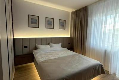 Apartament cu 2 camere decomandat, mobilat în Tractorul