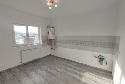 Casă modernă cu living spectaculos - 4