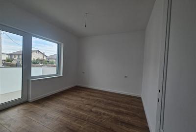 Apartament cu 4 camere decomandat în Popas Păcurari - 2