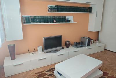 Garsonieră decomandată în Astra