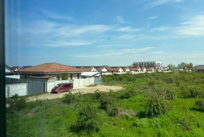 Casă cu 4 camere cu Teren 270 Mp în Est - 2