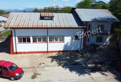 Spațiu comercial, de 280 mp, în Central - 10