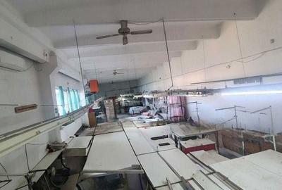 Spațiu comercial, de 999 mp, în Central - 5