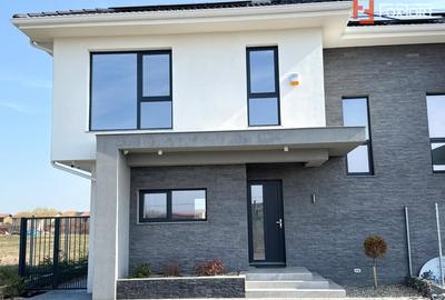 Duplex cu 4 camere cu Teren 373 Mp în Săcălaz - 9