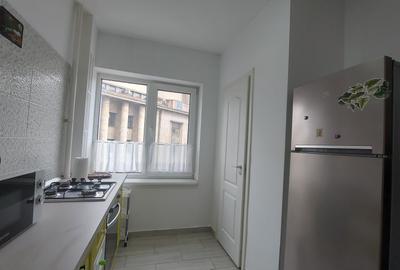 Apartament cu 2 camere decomandat, mobilat în P-ța Romană - 14