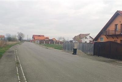 1.400 mp intravilan, in cartier tanar, cu drum deschis,energie la poarta, Prejme - 2