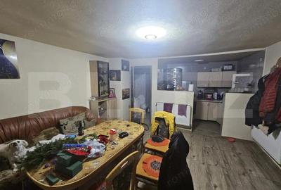 Casa de vanzare cu 3 camere, zona centrala, Campeni - 6