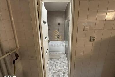 Apartament cu 2 camere decomandat în Periferie - 2