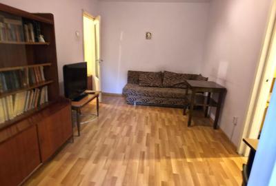 Apartament cu 2 camere, mobilat în Girocului