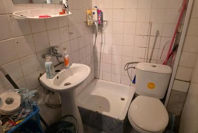 Garsonieră decomandată în Buziașului