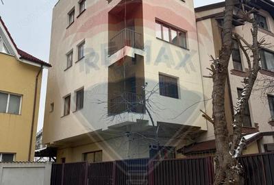 Cladire/Casa P+3+T Rovine Oportunitate Investitie