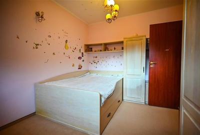 FILM! Rezidenta montana,decor apreciabil, pod mansardabil,garaj propriu,Central - 21