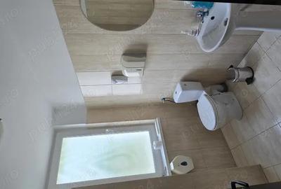 Spațiu comercial, de 250 mp, în Central